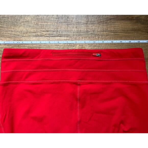 Athleta Relay Capri Leggings Size Medium Red Orange - Picture 7 of 8